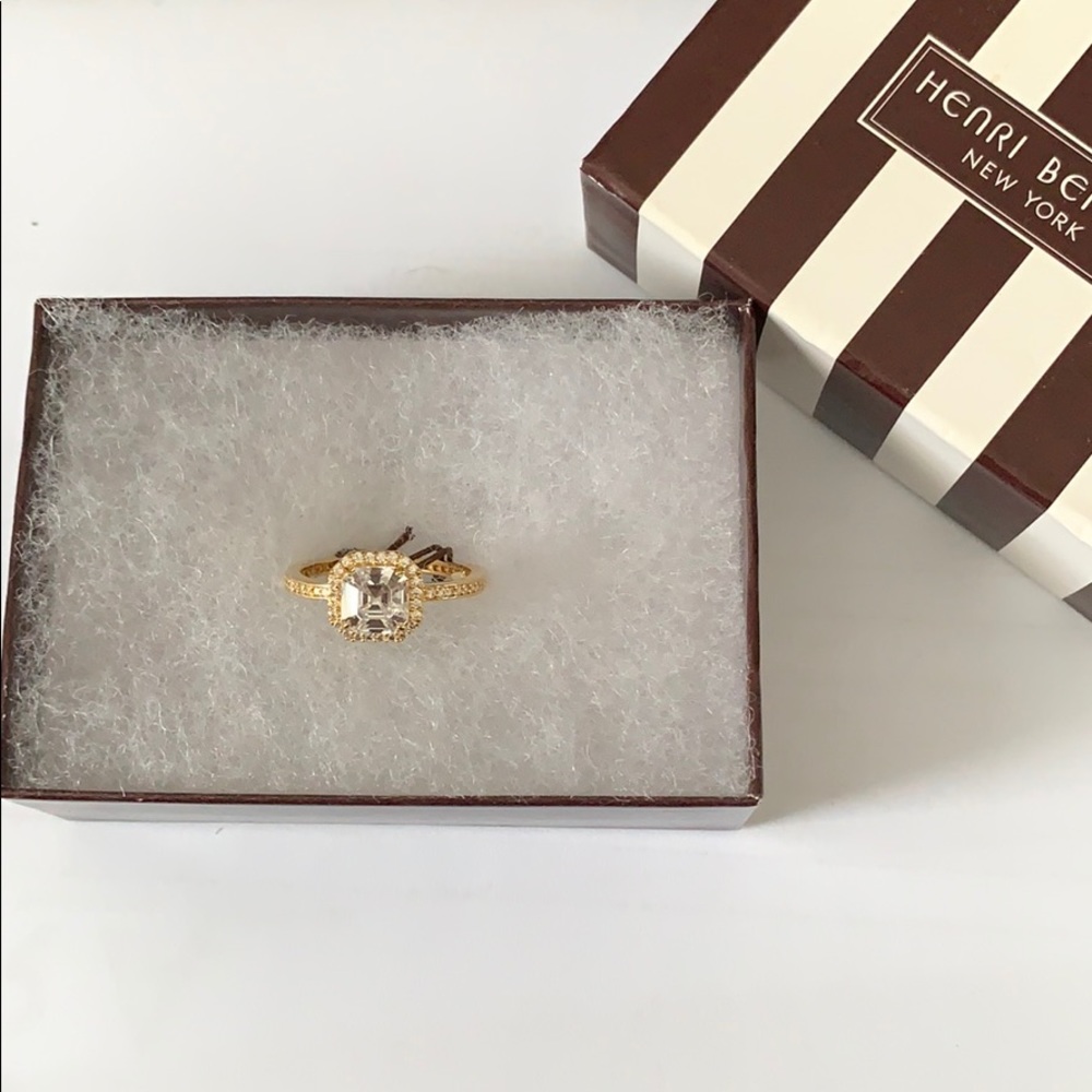 Henri Bendel Gold and Crystal ring